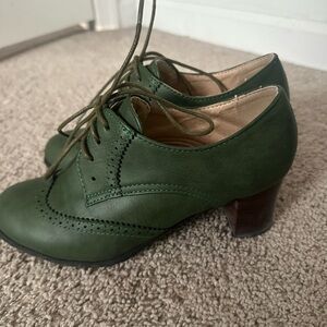 Green Leather Women's Oxford Shoes
